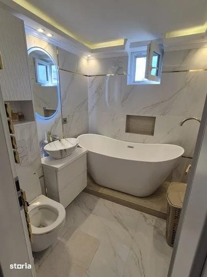 Apartament cu 4 camere decomandat, mobilat în Rogerius