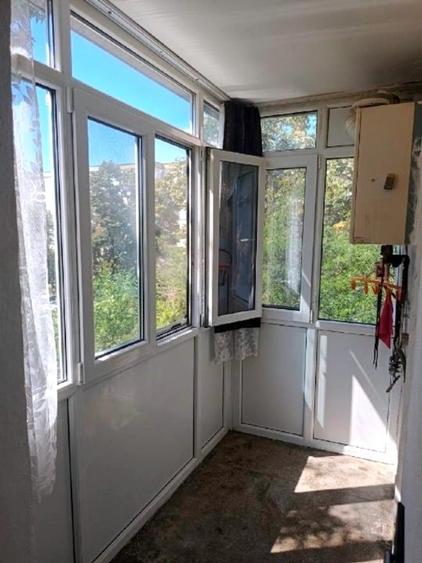 Apartament cu 2 camere decomandat, mobilat în Nicolina
