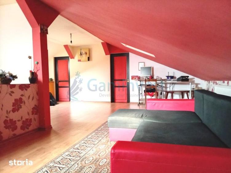 Apartament cu 3 camere decomandat în Nufărul