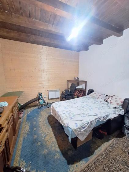 Casă cu 3 camere cu Teren 2420 Mp în Aprozi