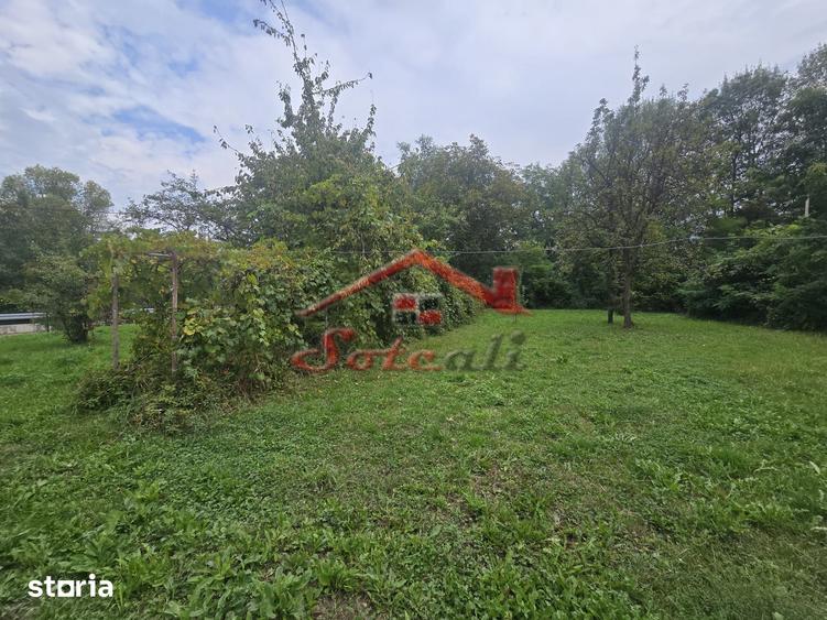 Casă cu 4 camere cu Teren 2549 Mp în Central