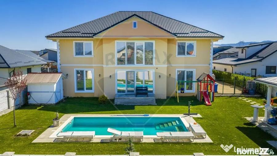 Casă cu 6 camere cu Teren 1091 Mp în Tărlungeni