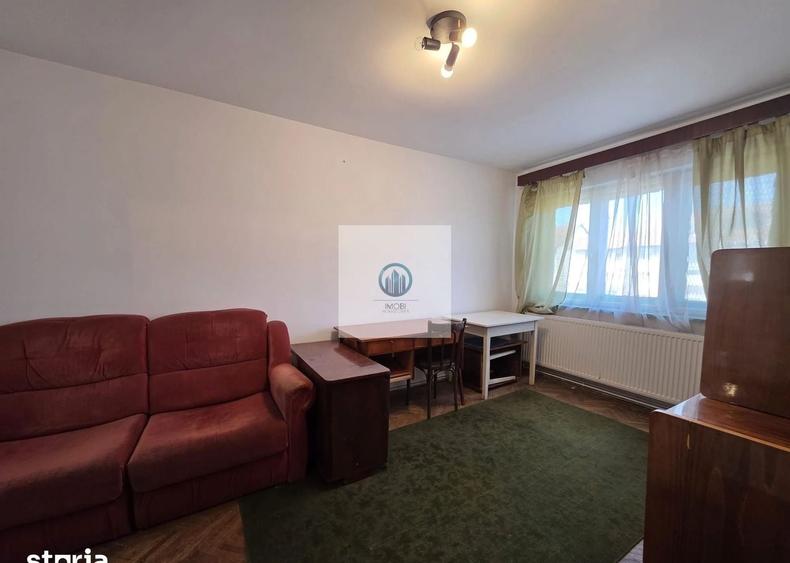Apartament 2 camere decomandat situat Deva, strada Maraști etaj 4 - 5