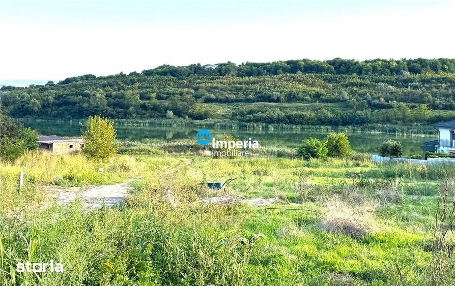 Teren de 491 mp, în Miroslava