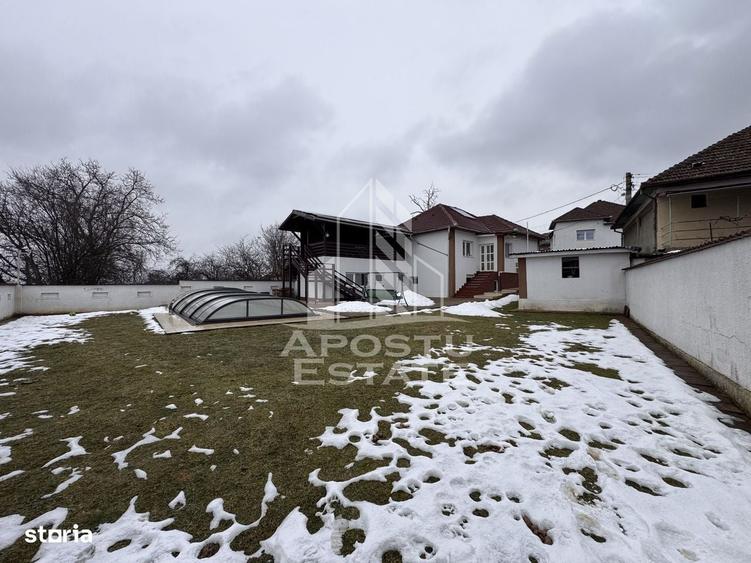 Casă cu 3 camere în Cărpiniș