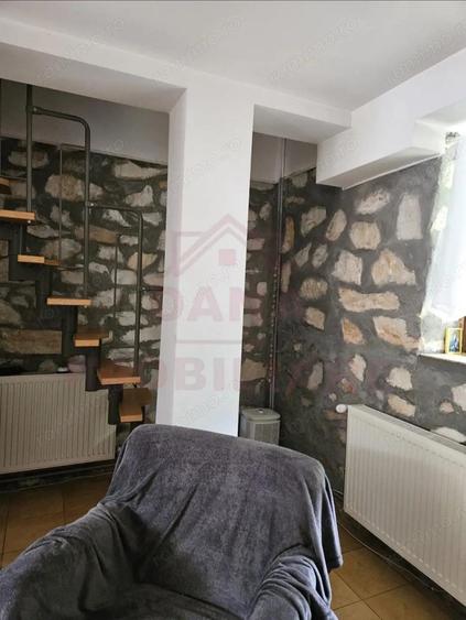 Casă cu Teren 440 Mp în Poiana