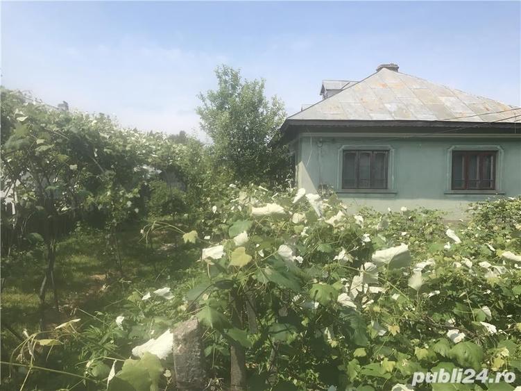 Casă cu 4 camere cu Teren 1000 Mp în Melinești