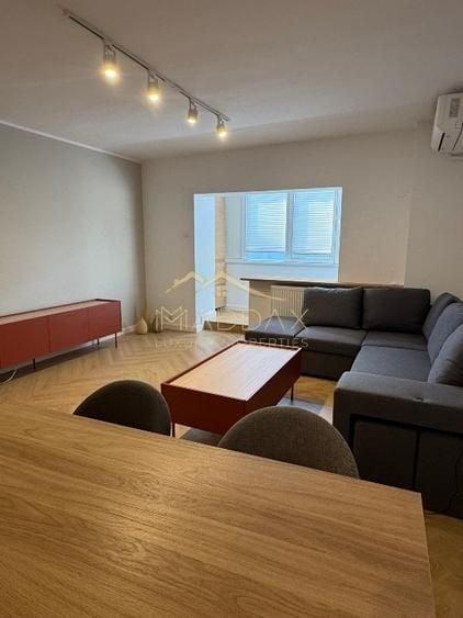Apartament cu 3 camere decomandat, mobilat în Dorobanți