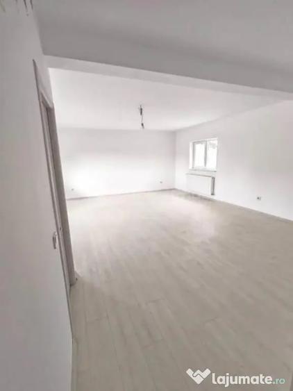 VANZARE - Casa sau SPATIU COMERCIAL - Locuinta si /sau Afa - Bucuresti (Bucuresti-Ilfov) - 11