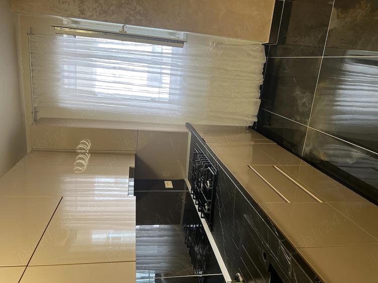 Apartament cu 2 camere decomandat în Berceni