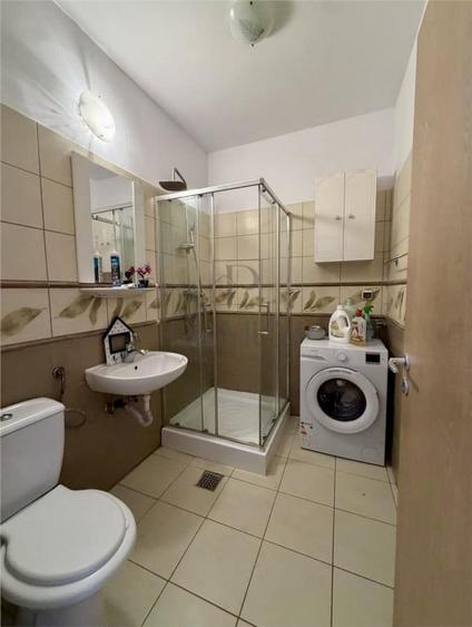 Apartament cu 2 camere semidecomandat în Steaua