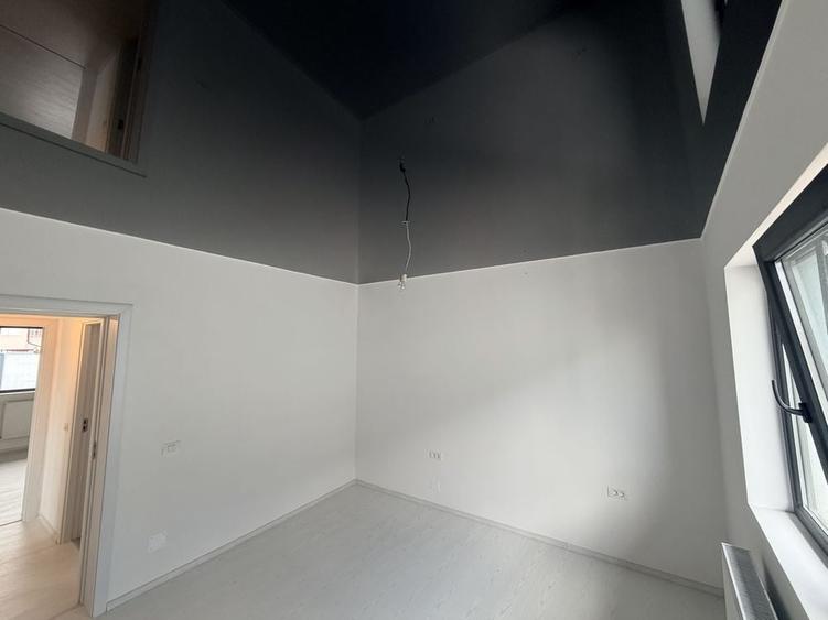 Casă cu 3 camere în Moara Domnească