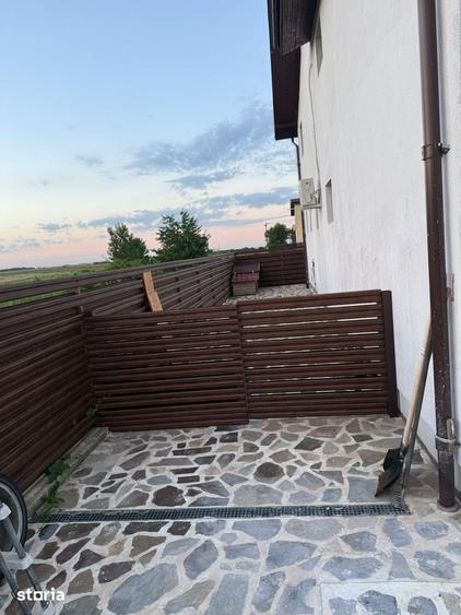 Casă cu 4 camere cu Teren 600 Mp în Glina