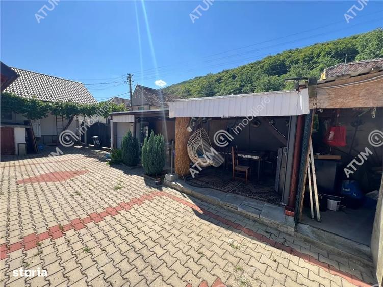 Casă cu 3 camere în Poplaca