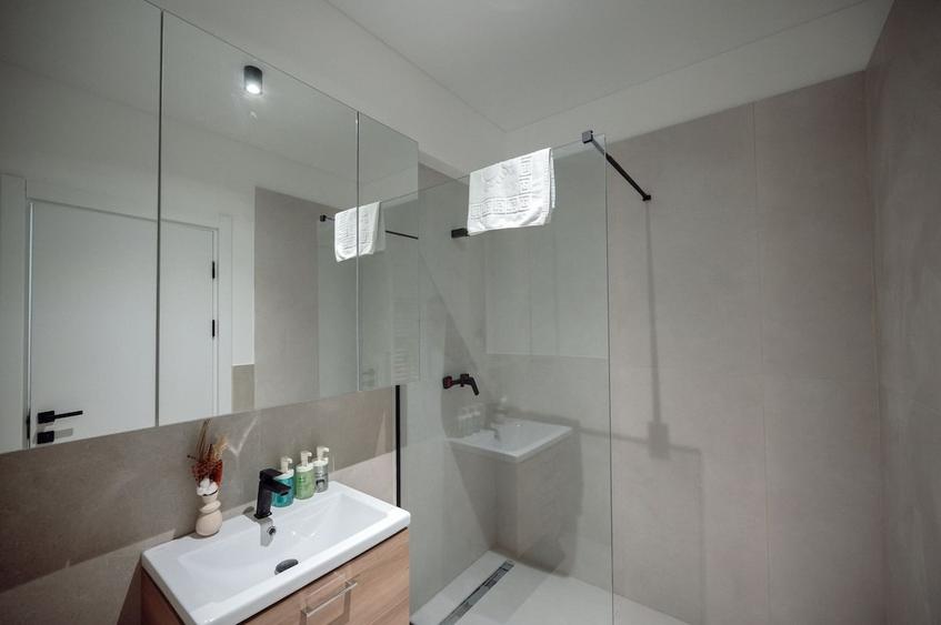 Apartament cu 2 camere decomandat în Mamaia-Sat