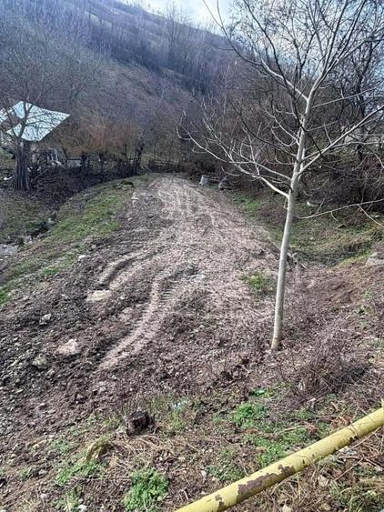 Teren Construcții intravilan de 398 mp, în Țelna