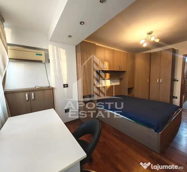 Apartament cu 3 camere semidecomandat în Gării