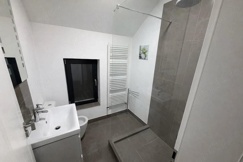 Casă cu 2 camere cu Teren 220 Mp în Central