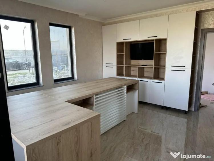 Casă cu 7 camere cu Teren 1200 Mp în Cârcea