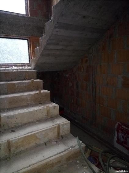 Casă cu 3 camere cu Teren 1886 Mp în Titan