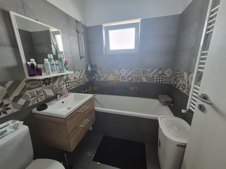 Apartament cu 2 camere decomandat, mobilat în Metalurgiei