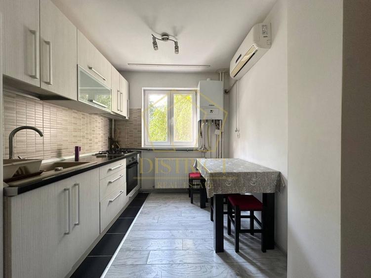 Apartament cu 2 camere semidecomandat în Complex Studențesc