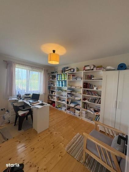 Casă cu 4 camere cu Teren 1200 Mp în Dumbrăvița