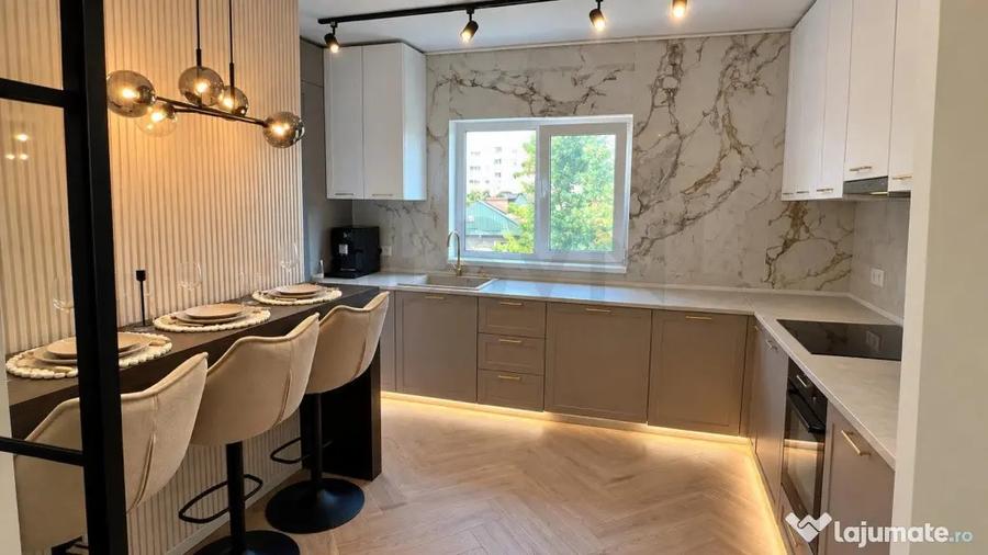 Apartament cu 2 camere decomandat, mobilat în Decebal