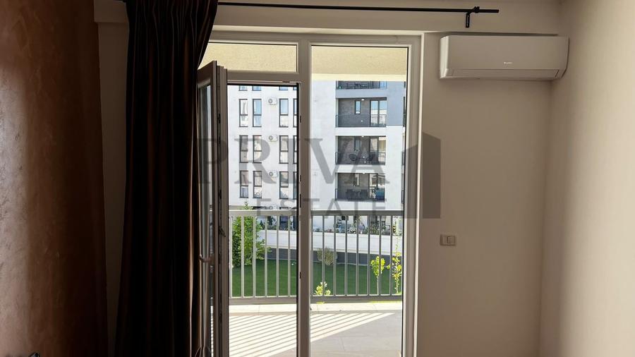 Apartament cu 3 camere decomandat, mobilat în Aradului