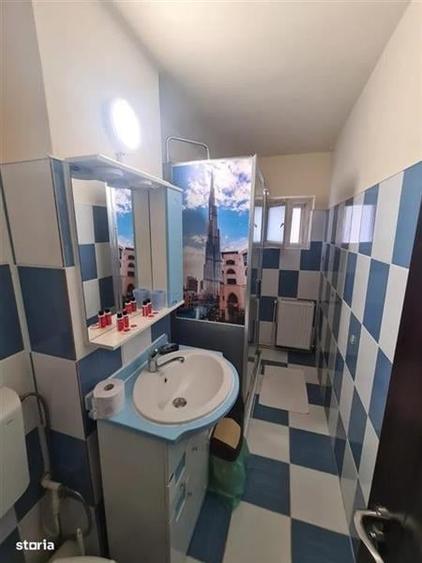 Apartament cu 3 camere decomandat în Județean