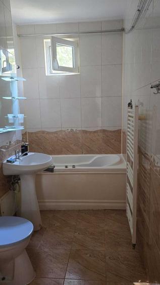 Apartament cu 3 camere decomandat în Gheorgheni