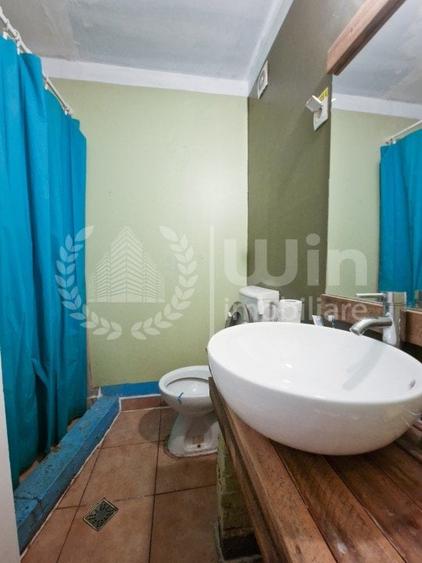 Apartament cu 5 camere decomandat, mobilat în Central