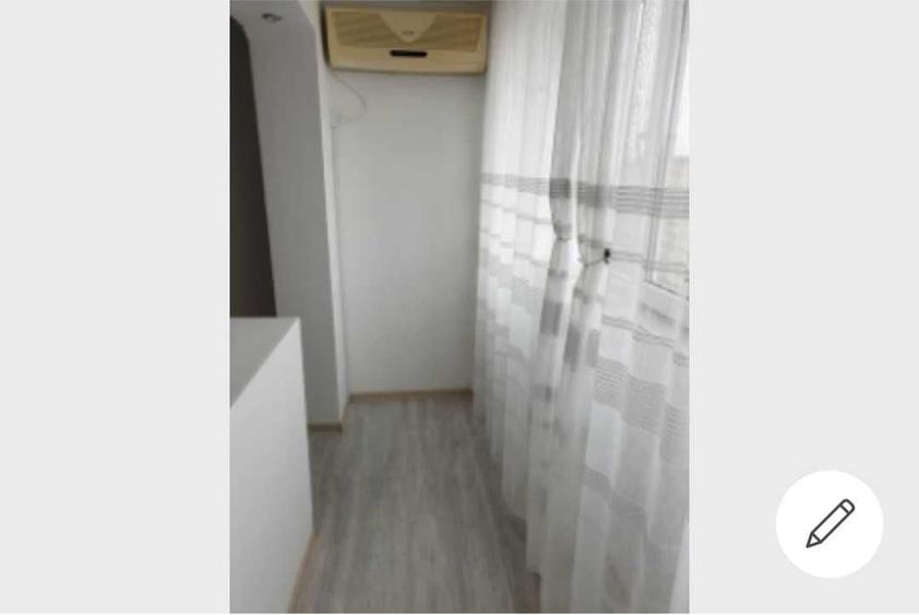 Casă cu 2 camere decomandat în Bucur Obor
