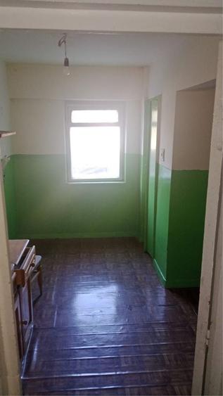 Apartament cu 3 camere decomandat în Bodești