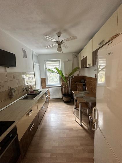 Apartament cu 2 camere decomandat în Pandurilor