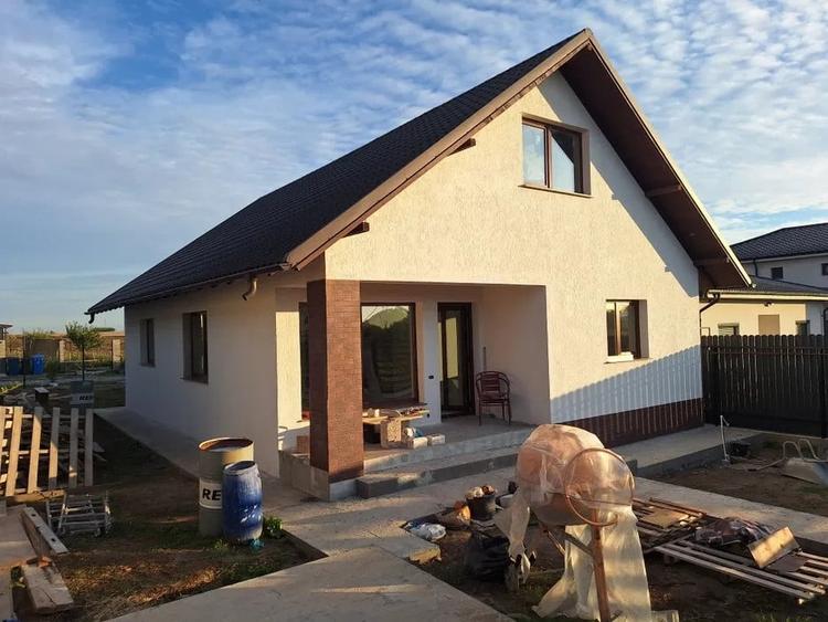 Casă individuală cu 3 camere cu Teren 390 Mp în Cumpăna