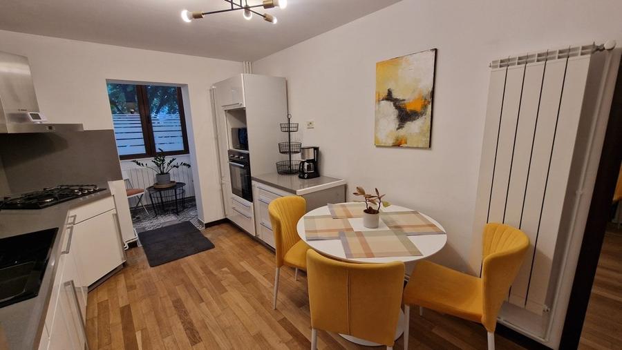 Apartament cu 2 camere decomandat, mobilat în Aviației