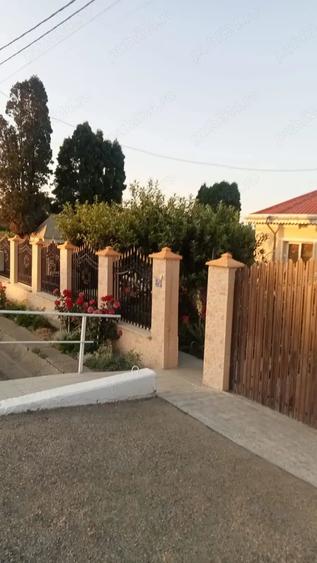 Casă cu 3 camere cu Teren 1500 Mp în Secu