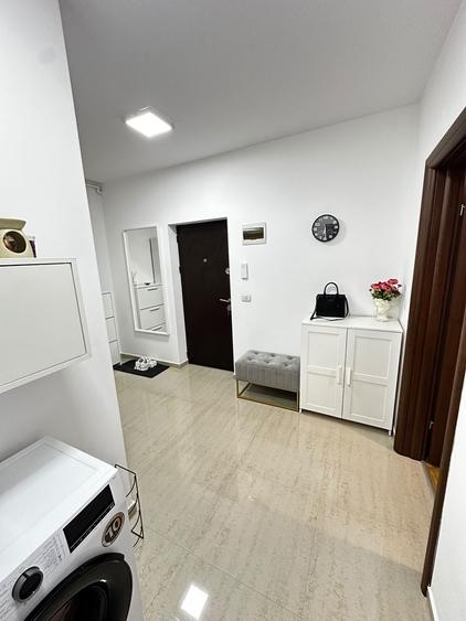 Garsonieră decomandată, mobilată în Fundeni