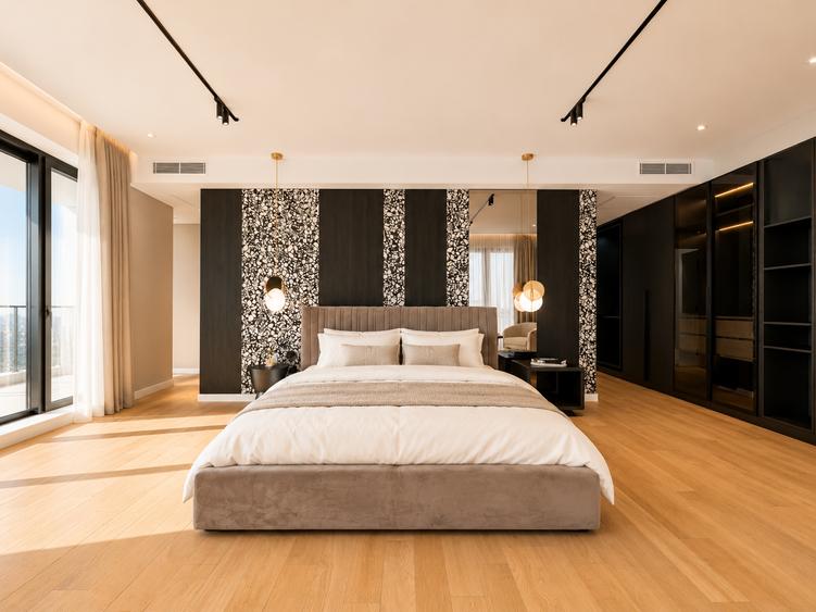 Apartament cu 4 camere semidecomandat în Herăstrău