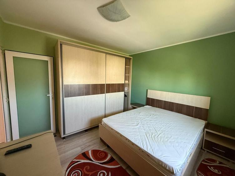 Apartament cu 2 camere decomandat în Palazu Mare