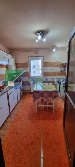 Apartament cu 2 camere semidecomandat, mobilat în Dorobanților
