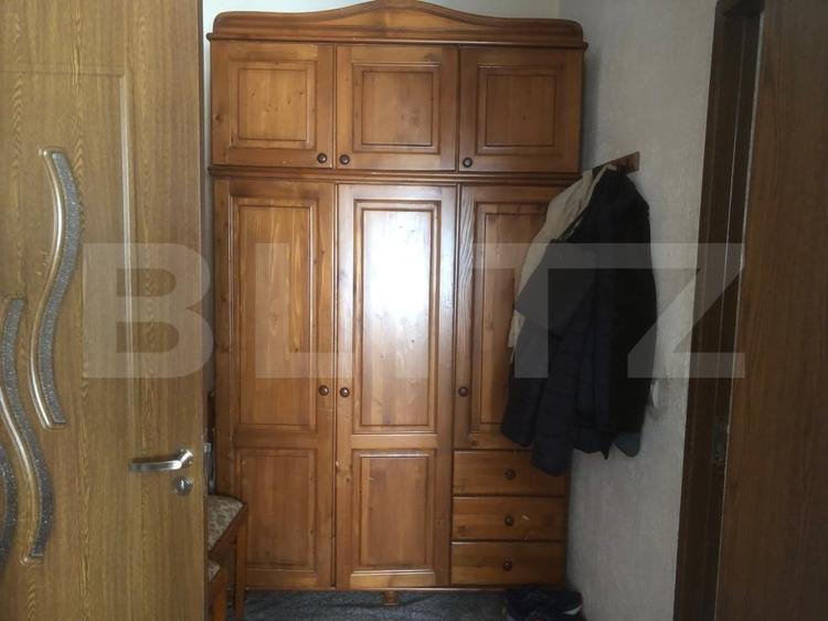 Casă individuală cu 5 camere cu Canalizare în Careiului