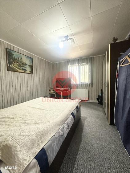 Casă cu 3 camere în Lumina