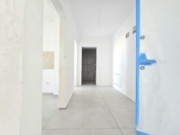 Apartament cu 2 camere decomandat în Ozana