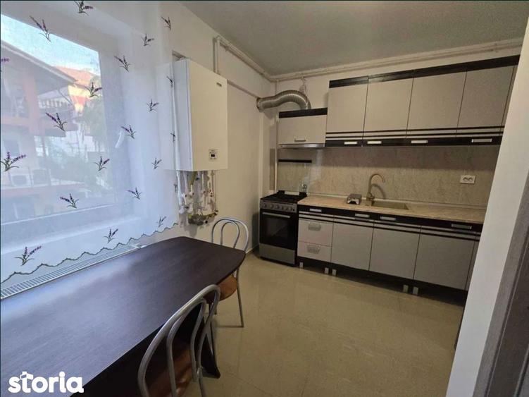 Garsonieră decomandată, mobilată în Tei
