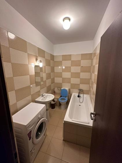 Apartament cu 2 camere decomandat în Eroii Revoluției