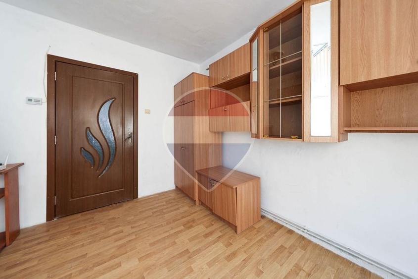 Garsonieră semidecomandată în Central