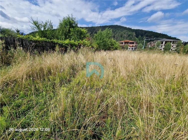 Teren intravilan de 2160 mp, în Bunloc