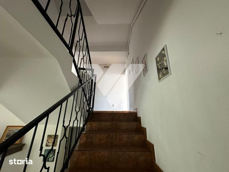 Casă cu 8 camere cu Teren 319 Mp în Ștrand